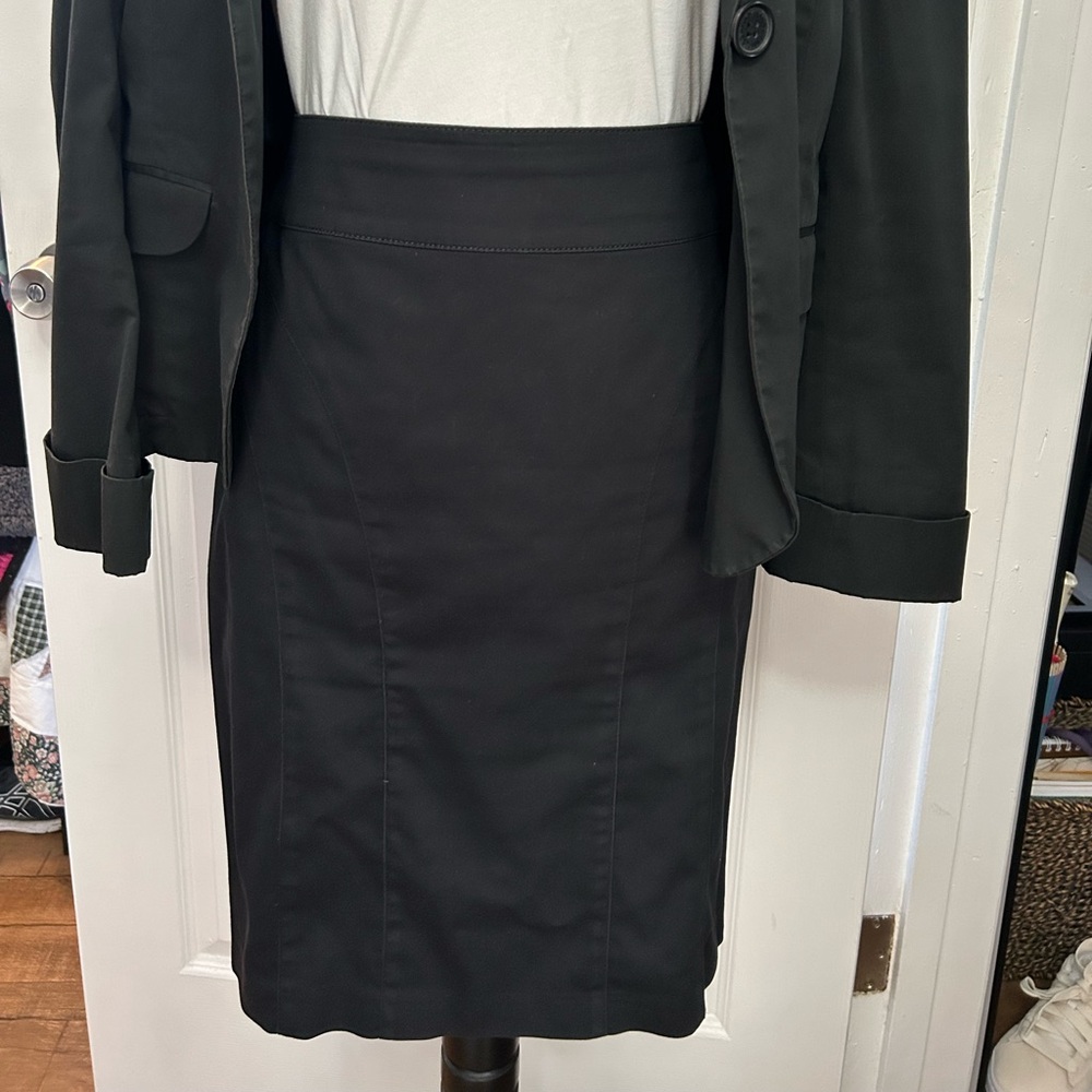 H&M Black Pencil Skirt